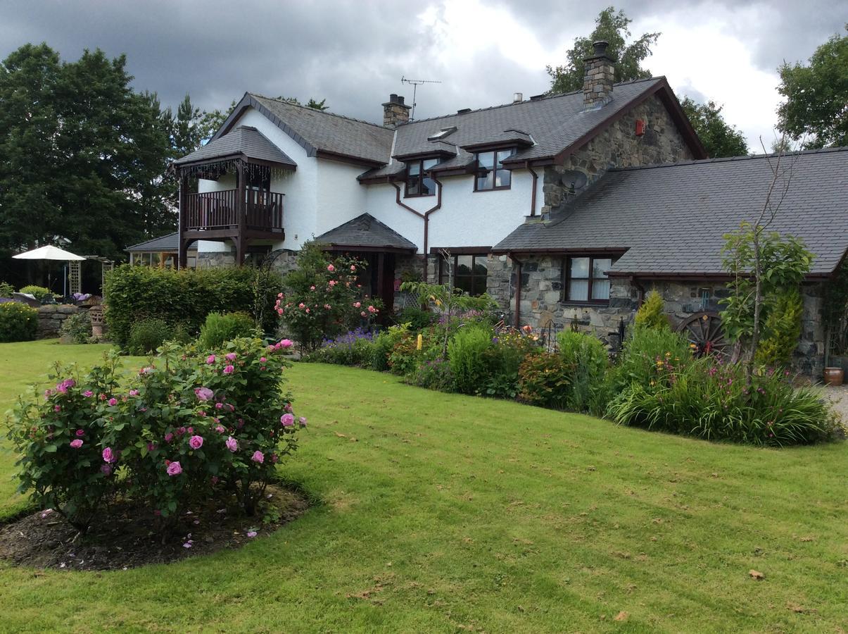 Bed and Breakfast Cysgod Y Garn à Bala Extérieur photo